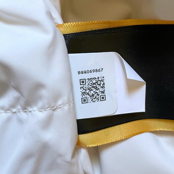 The North Face Women’s Arctic Parka Waterproof Coat In Gardenia White - Picture 8 of 9